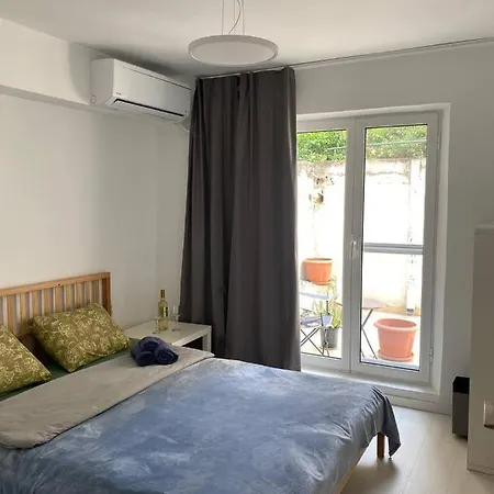 Okeanidon Apartment Athens Exterior photo